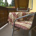 Apartment Akacfa Hortenzia