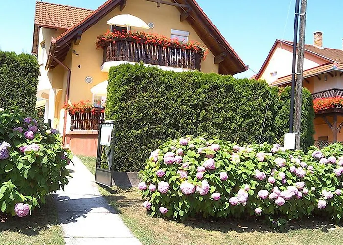 Akacfa Hortenzia Apartment Zalakaros
